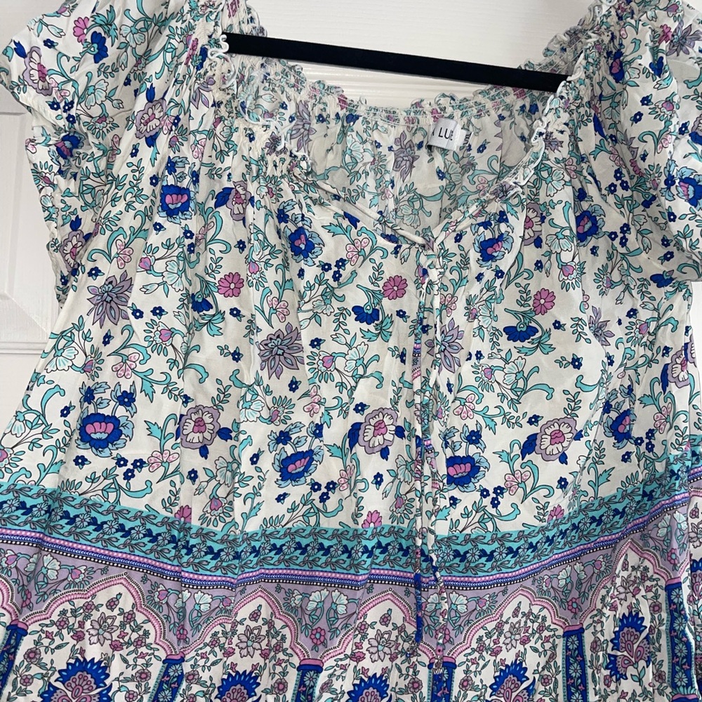 Floral Print Women's Top - Picture 2 of 8